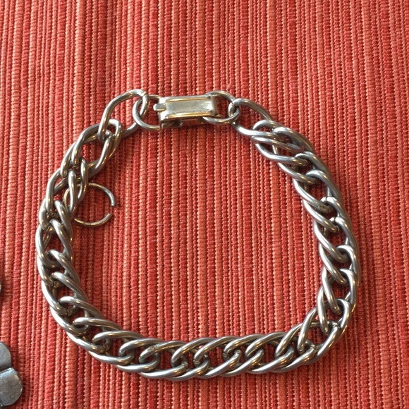 Charm Bracelet and Assorted Pieces - Picture 7 of 7